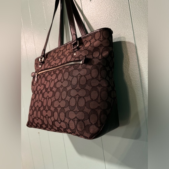 Coach Signature Black Shoulder Tote Bag F36185 - Picture 5 of 12